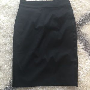 Burberry - tuxedo skirt