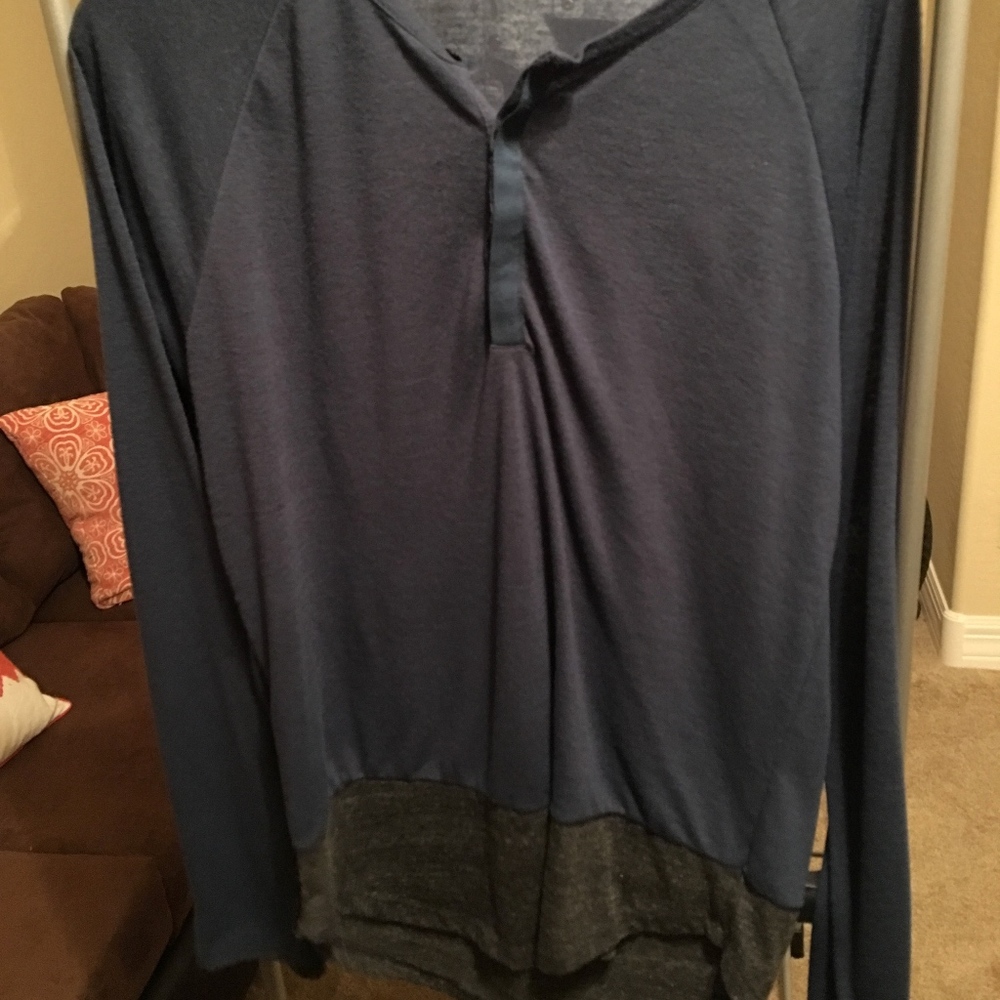 Alternative Long-Sleeved Shirt