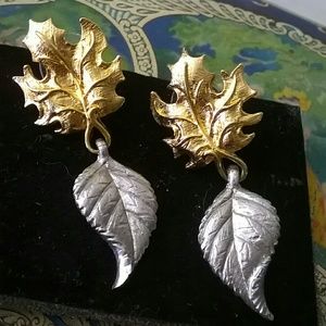 Vintage Avon Leaf Earrings