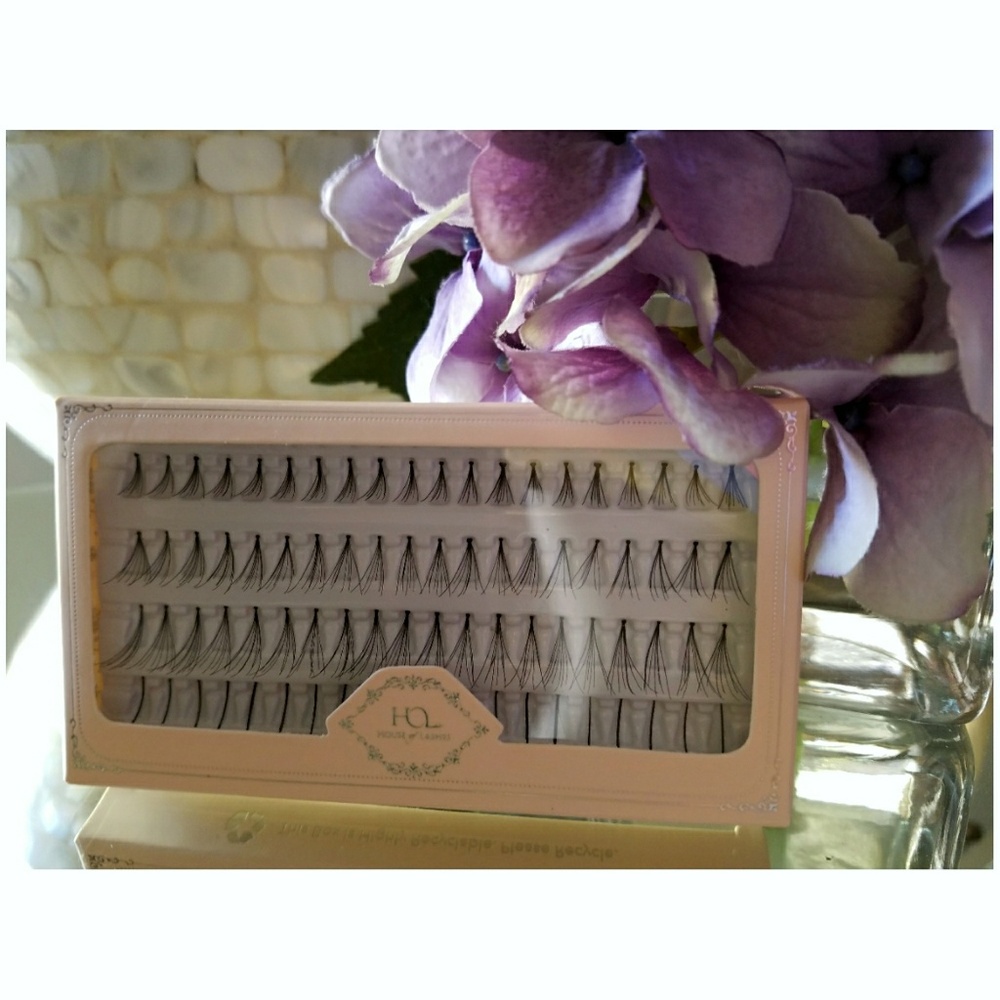 3/$13 💛 HOUSE OF LASHES Le Petit Single 💛