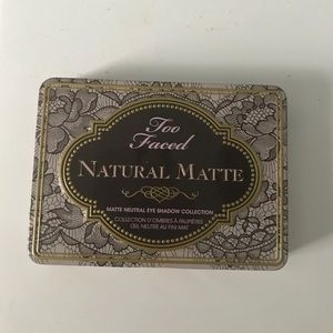 Too Faved Natural Matte Eyeshadow
