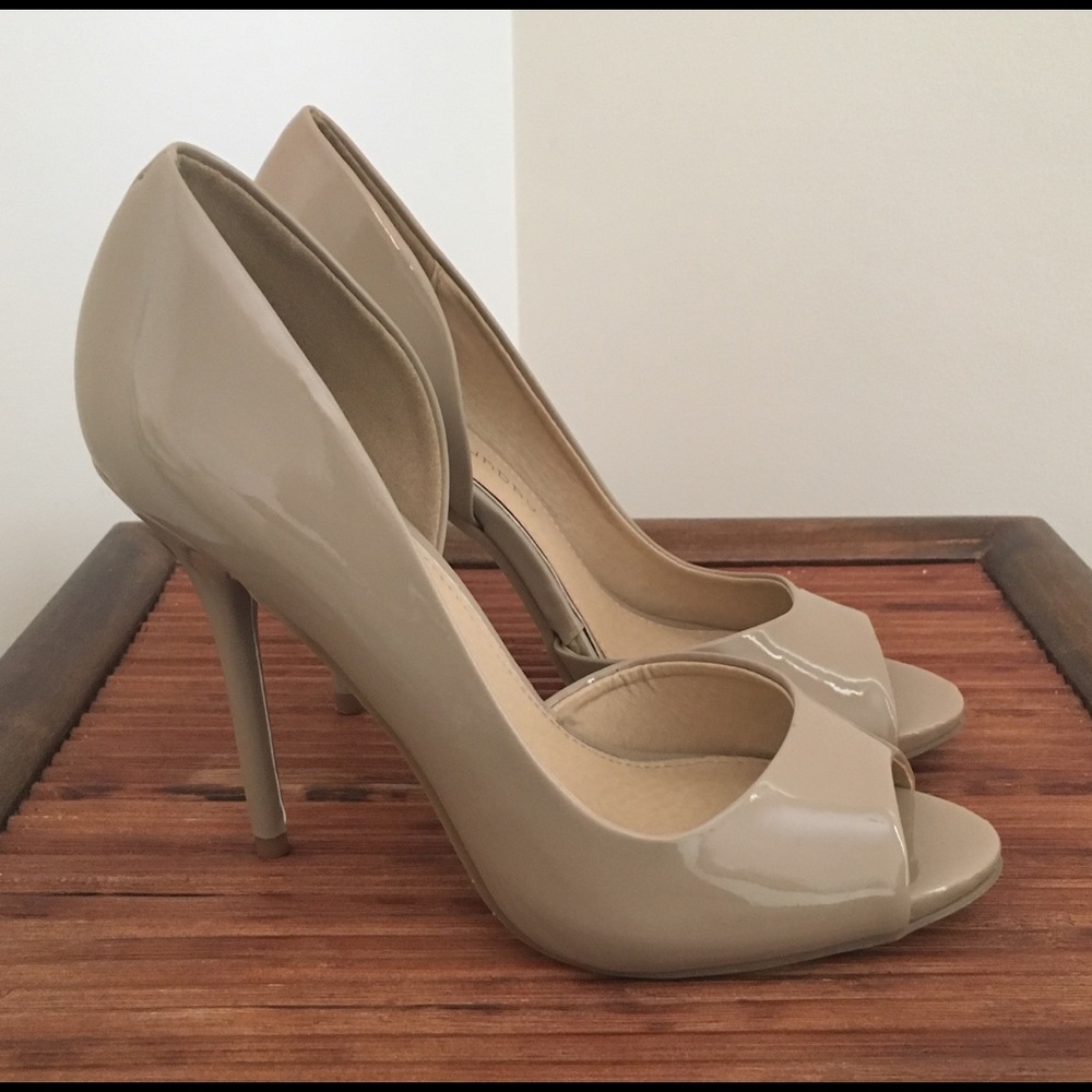 SOLD - Nude Patent Leather O’Dorsay Pumps