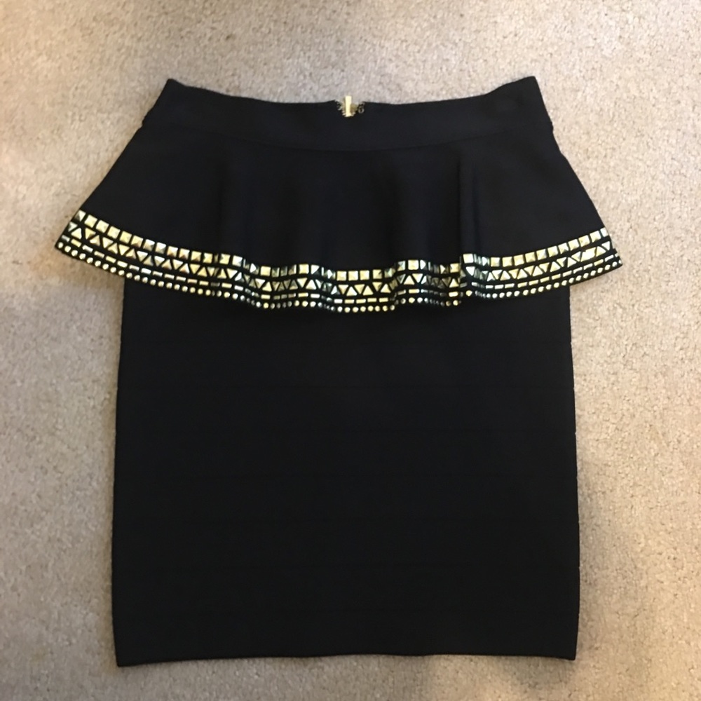 Bebe peplum body con mini
