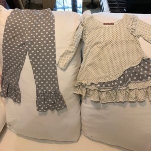 Jelly the Pug size 6