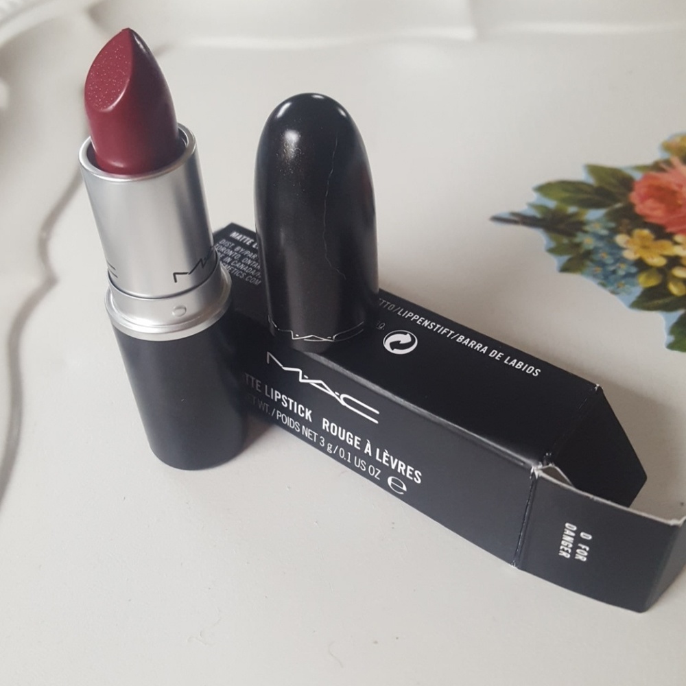 MAC Matte Lipstick in D for Danger