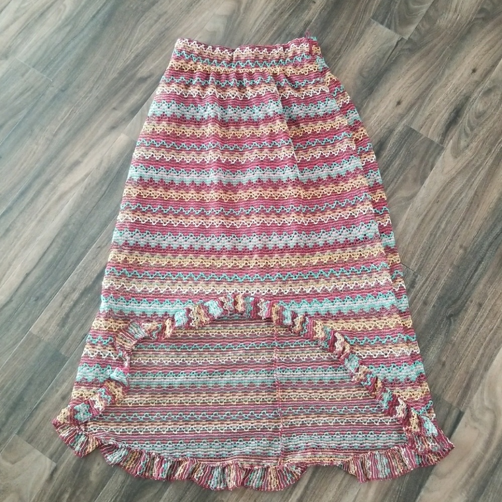 ➡️4 for $15 Sale..Brand new high low skirt