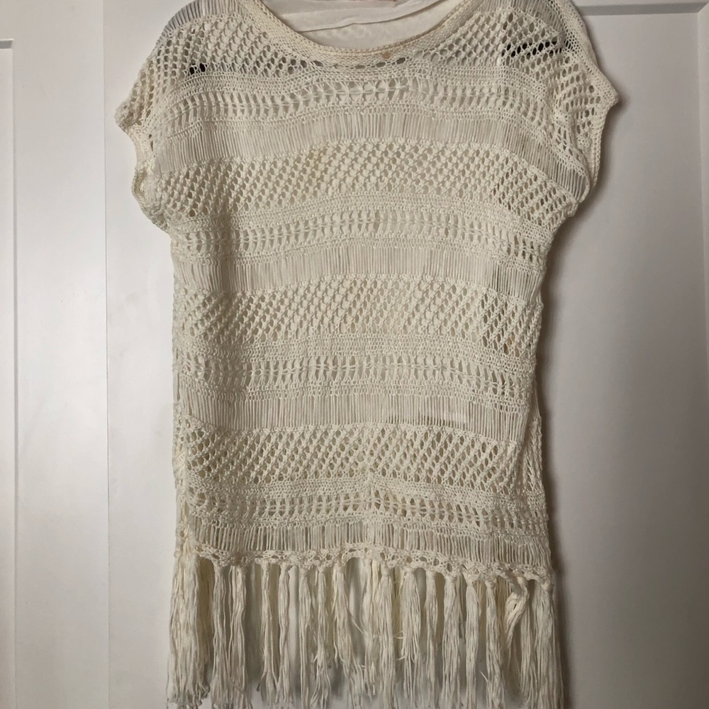 White crocheted/fringe blouse