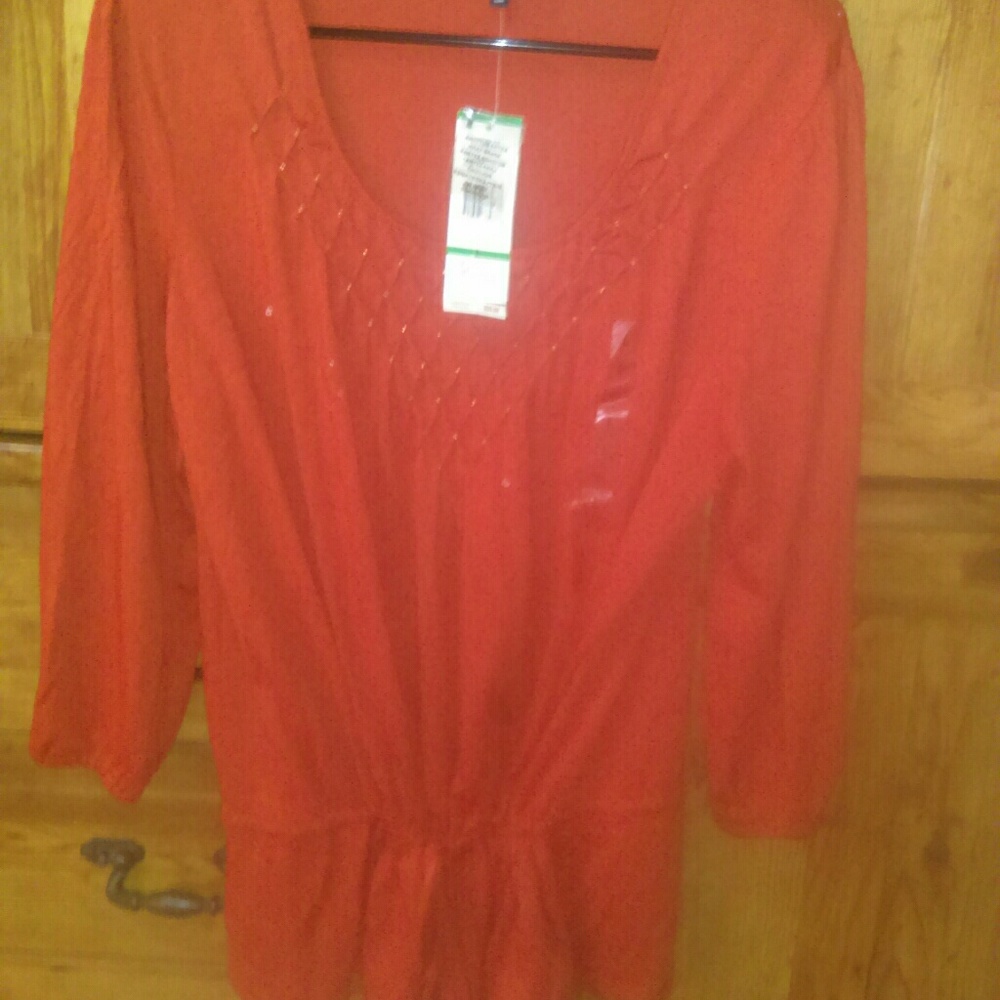 NWT ~ Jones New York Signature Red Top