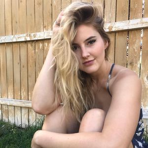 Meet your Posher, Maccy