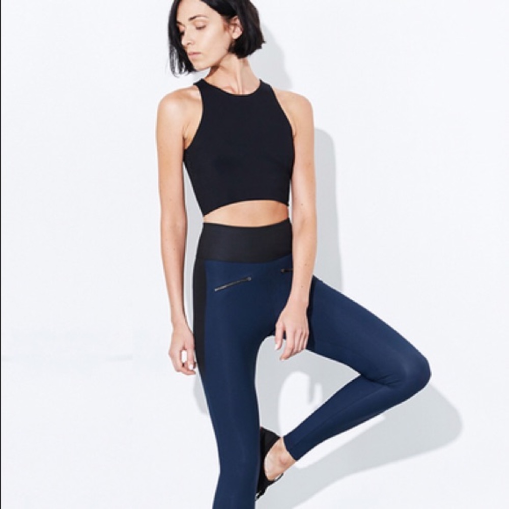 ADAY throw it higher leggings NEW rare Medium smal