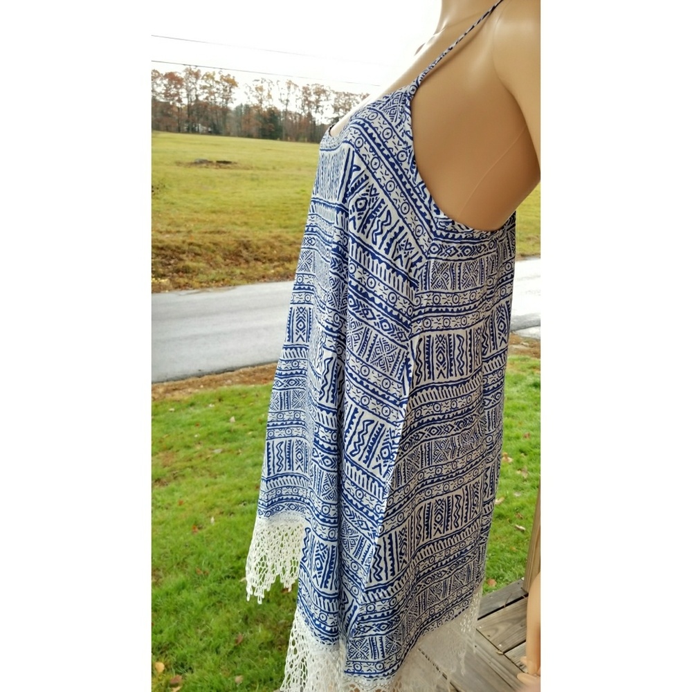 En Creme Sundress with Crochet Hem (FRINGES) - Picture 6 of 7