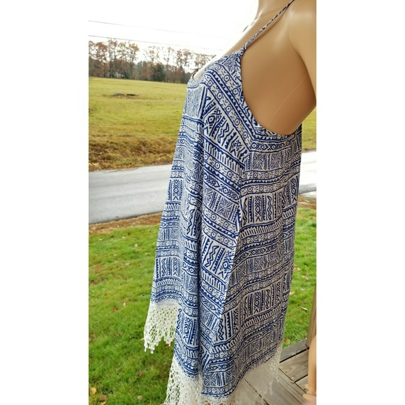 En Creme Sundress with Crochet Hem (FRINGES) - Picture 6 of 7