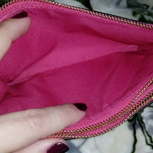 *Sold on x-post* Coach double corner zip wristlet - Picture 6 of 8