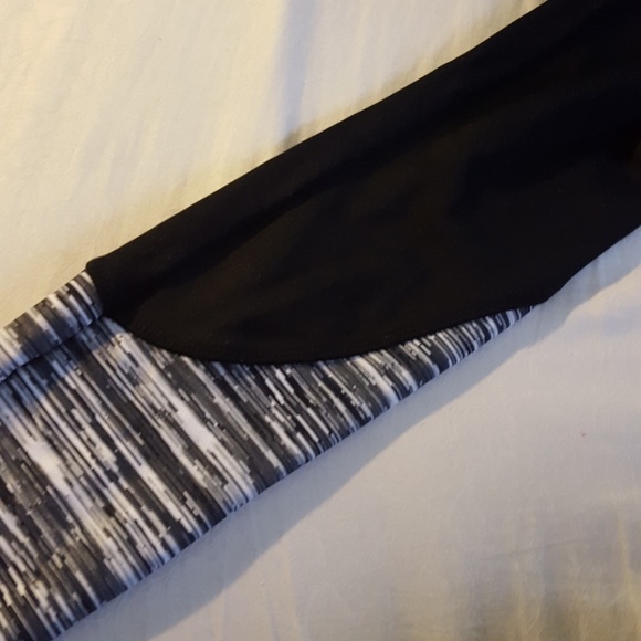 Grey Marled Athletic Leggings - Picture 2 of 3