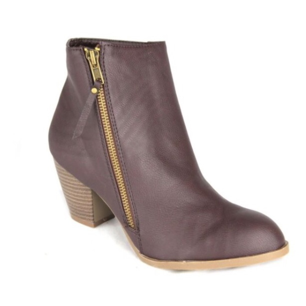 New Brown Heeled Ankle Bootie