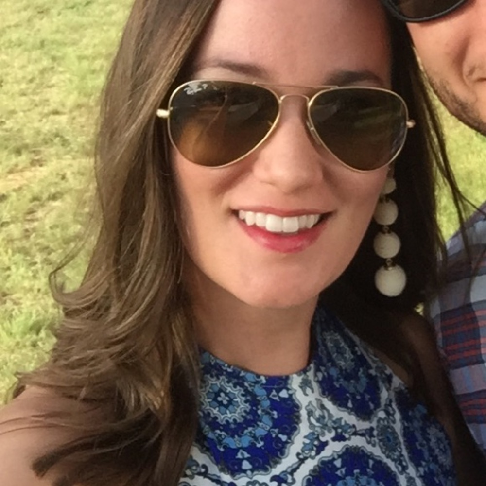 Meet your Posher, Clara