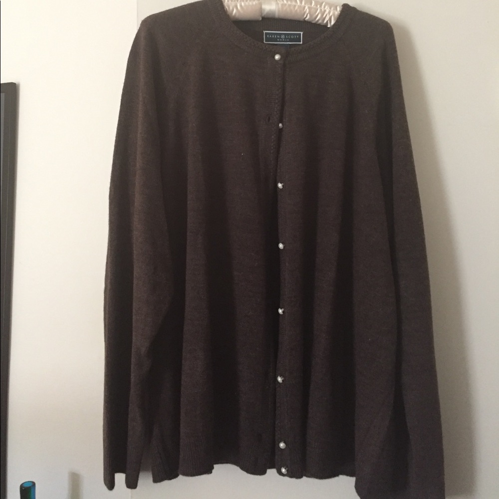 💜 NWOT!  Karen Scott Cardigan