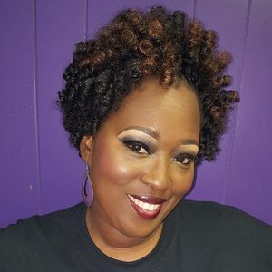 Meet your Posher, Tonia