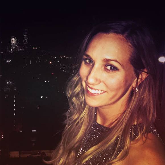 Meet your Posher, Danelle - Picture 1 of 1