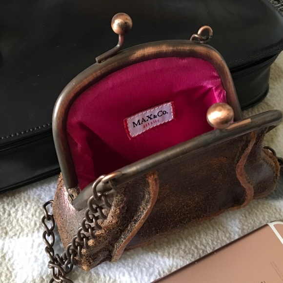 Kisslock Distressed Bronze Leather & Chain 👛 - Picture 2 of 7