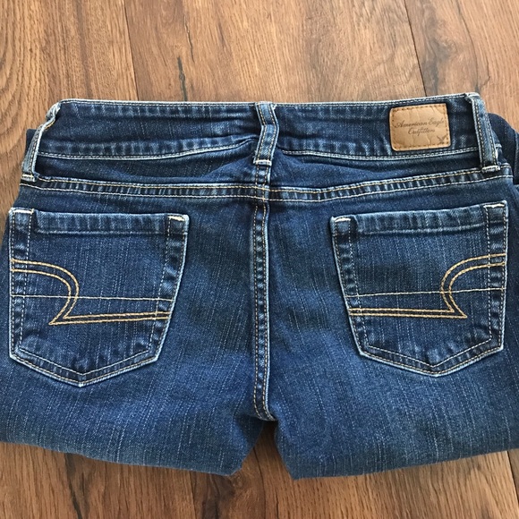 American Eagle 🦅 Outfitters Jeans   Boyfriend Fit - Picture 3 of 4