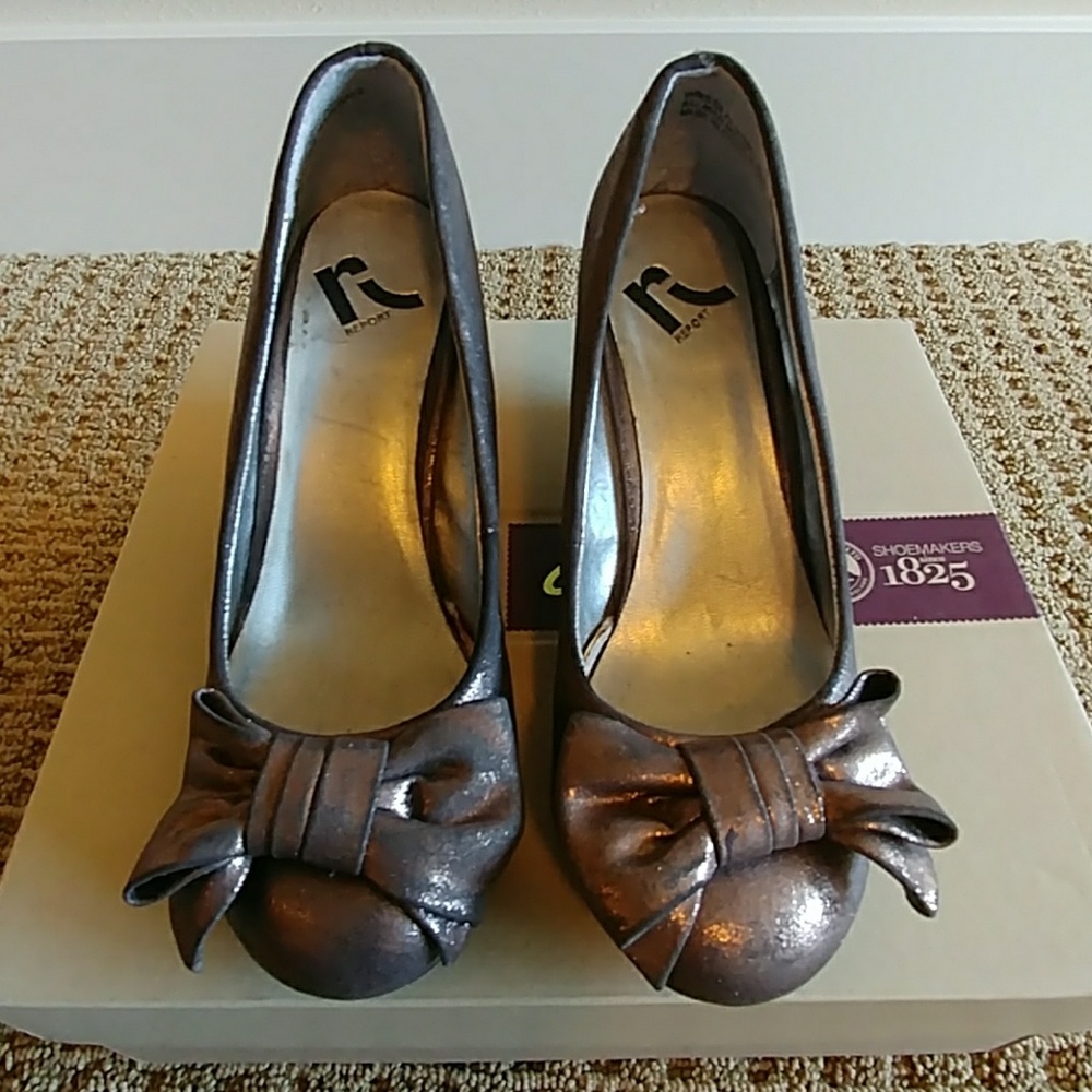 Report Wedge Shoes