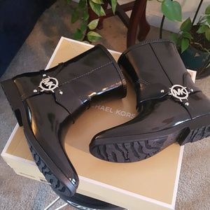Mk rain boots