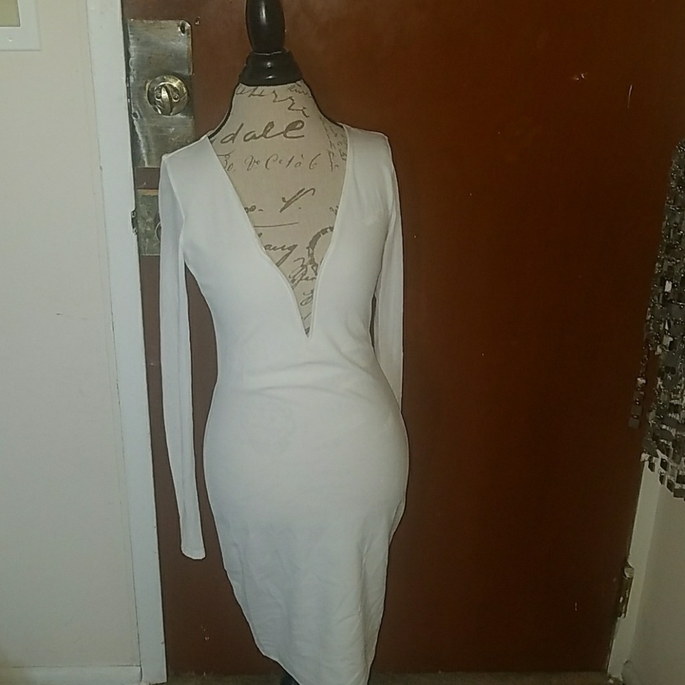 Sheer sleeve midi dress