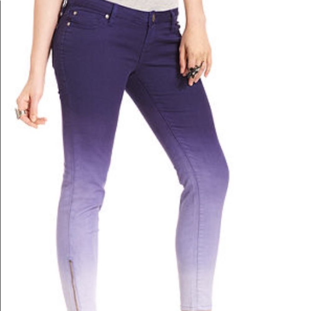 Jessica Simpson Kiss Me Ankle Jeans ☂️