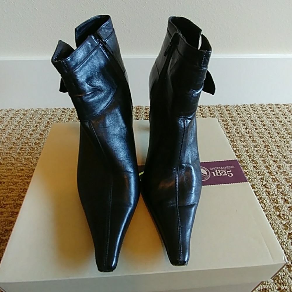 Kenneth Cole New York Leather Boots