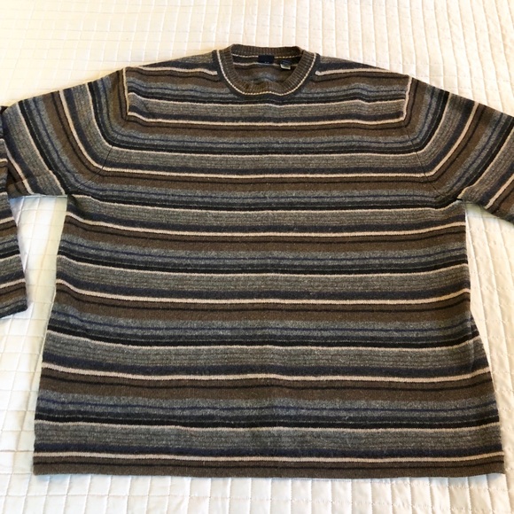Other - Men’s 100% lambs wool sweater
