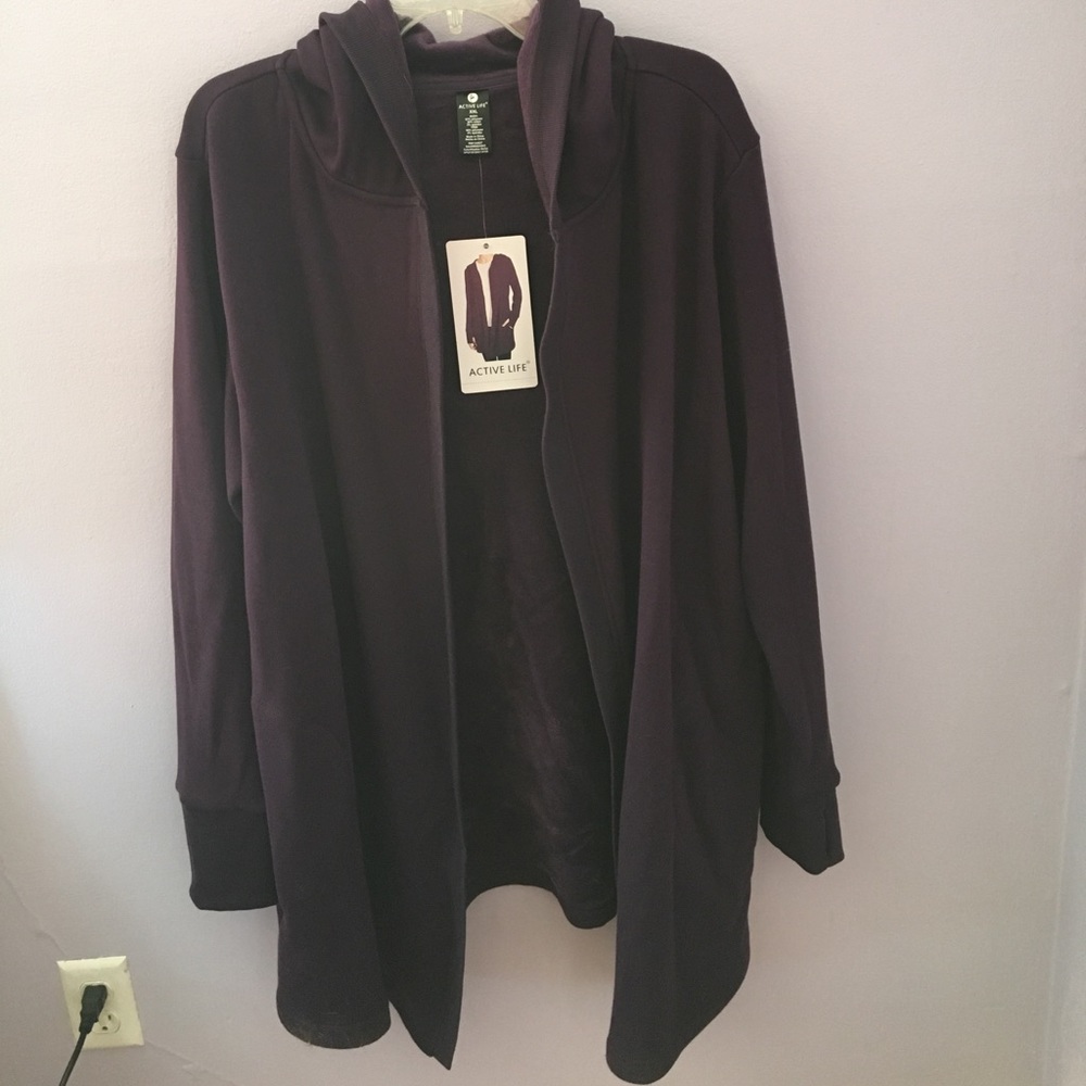 Warm and comfy hooded jacket