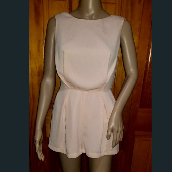 Topshop Petite Black Lace Back Tailored Romper - Picture 5 of 8