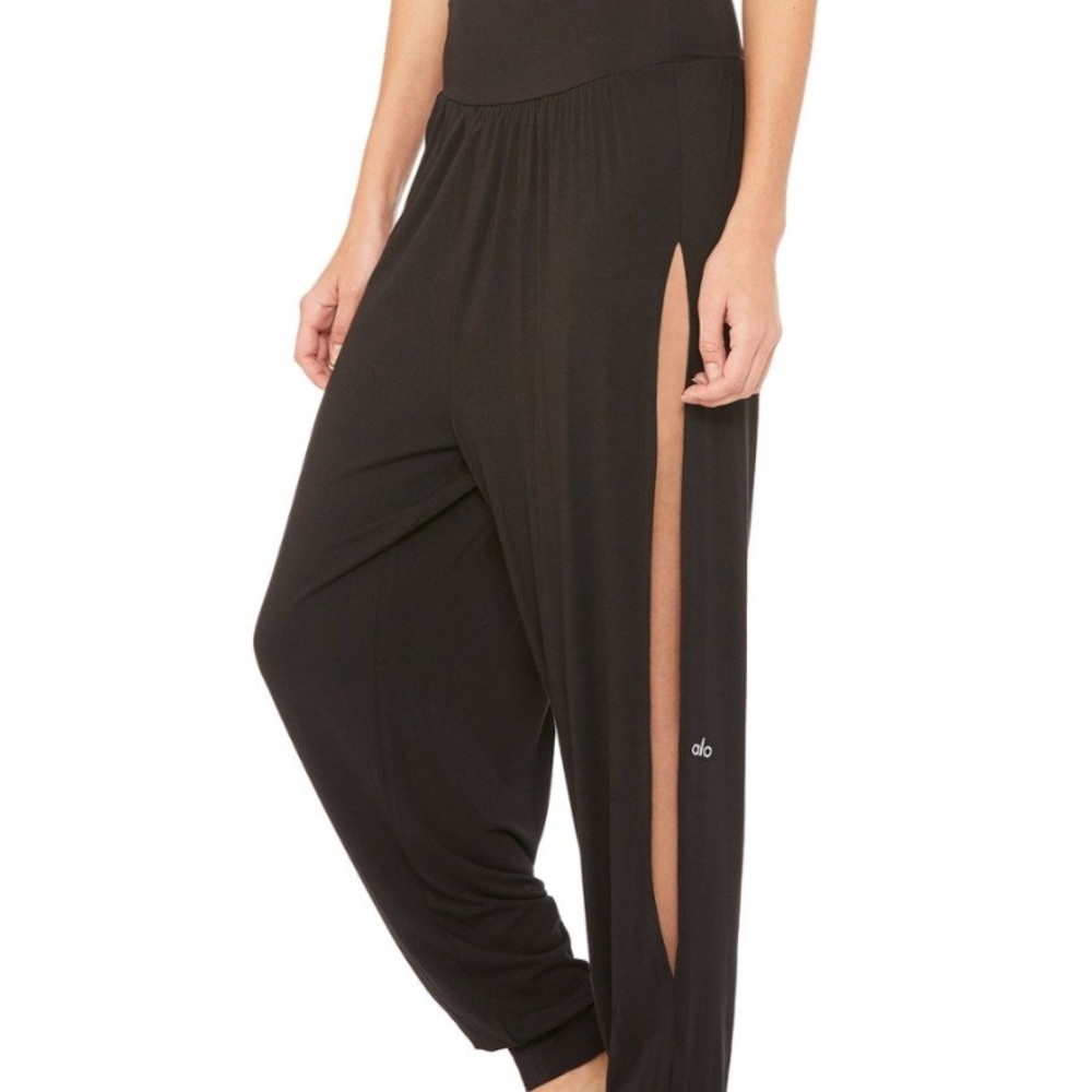 Alo Yoga Intention Pants