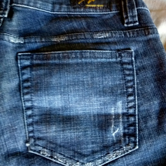 Machine Denim Capri's - Picture 3 of 3