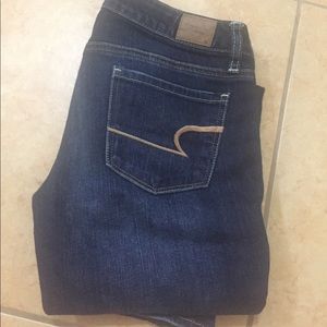 NWOT American Eagle Dark Wash Skinny Jeans 2 Short