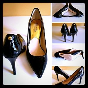 Beautiful Black Pumps