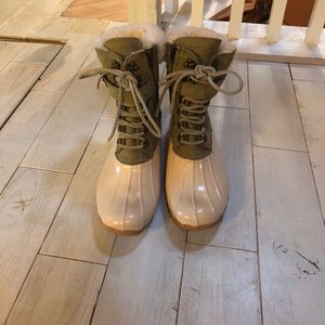 Sperry fur lined winter boots