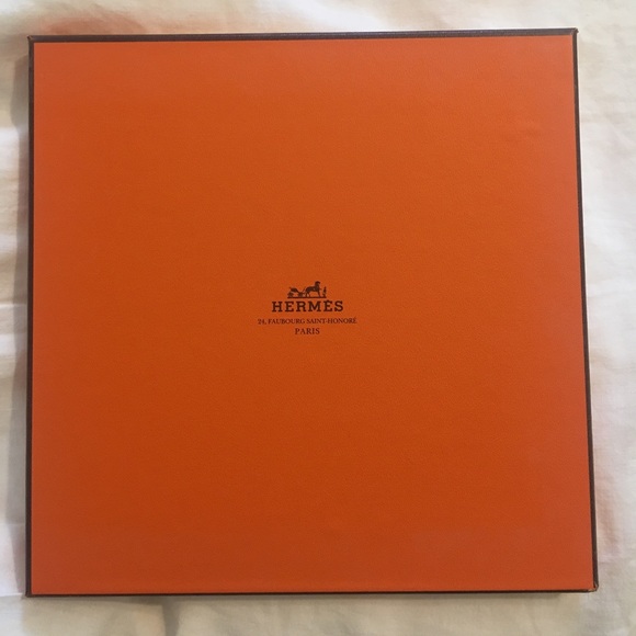 Hermes silk scarf. 34X34 - Picture 8 of 8