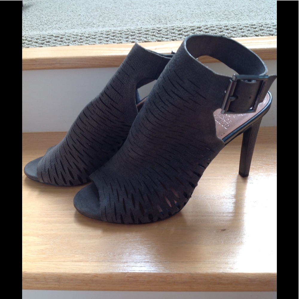 Vince Camuto Gray Suede Peep Toe Shootie Heel 10.5