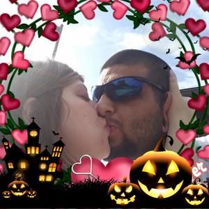 Meet your Posher, Sarina