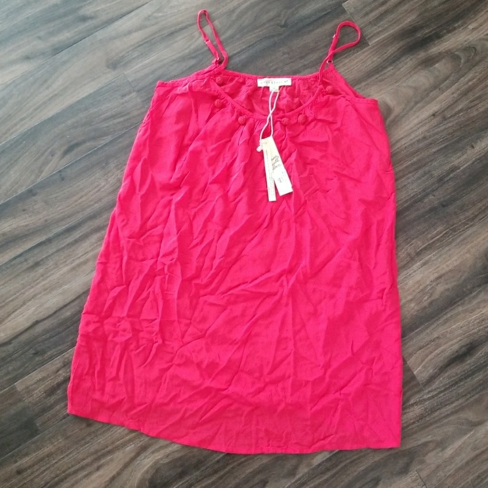 Boho chic pompom top. Bright red. BNWT