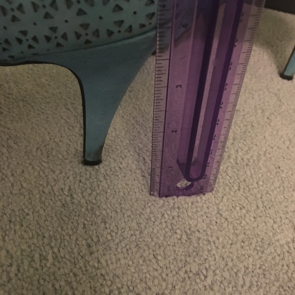 Enzo Angiolini Blue Peep Toe Heels - Picture 3 of 7