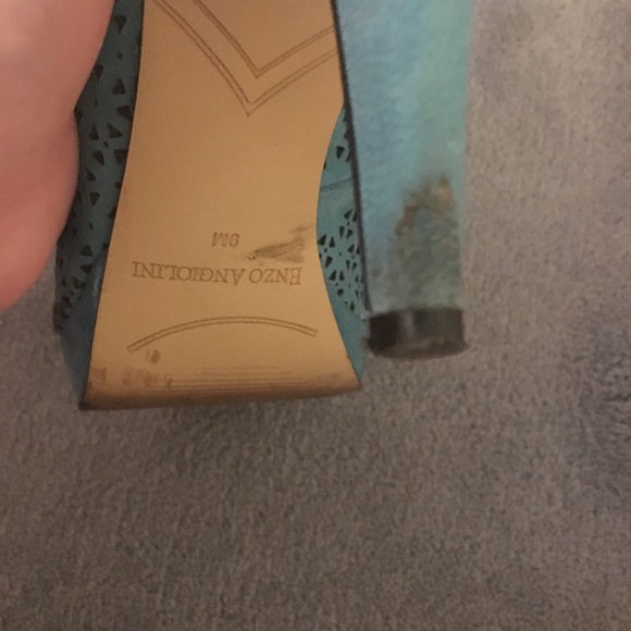 Enzo Angiolini Blue Peep Toe Heels - Picture 4 of 7