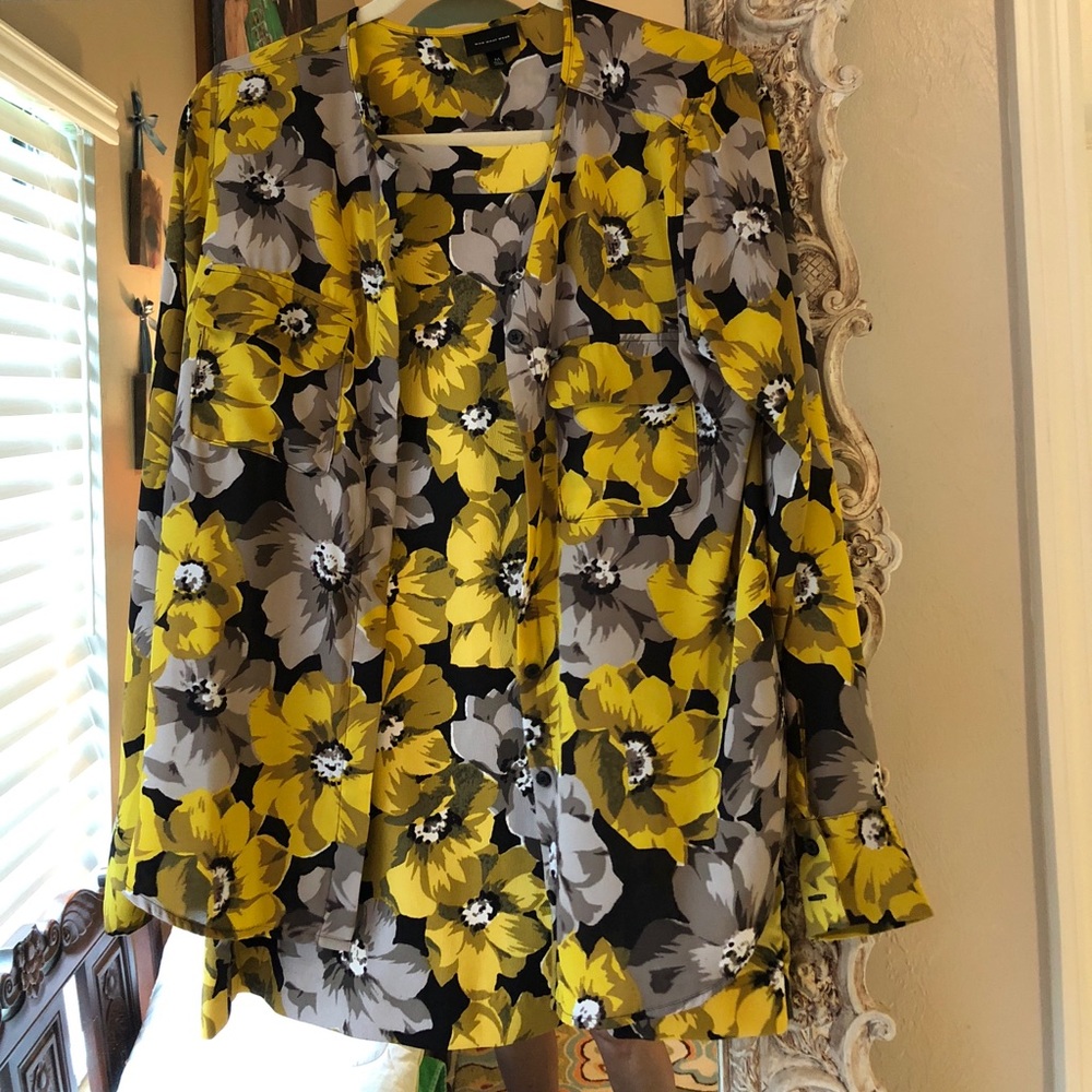 Skirt, blouse and matching purse