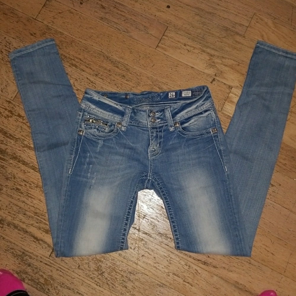 Cute Miss Me Jeans!