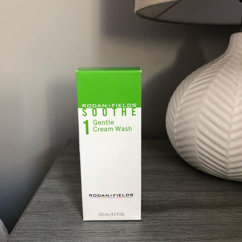 Rodan+Fields Gentle Soothe Cream Wash