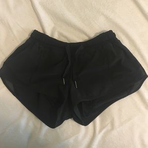 Lululemon Hotty Hot Shorts - Size 6