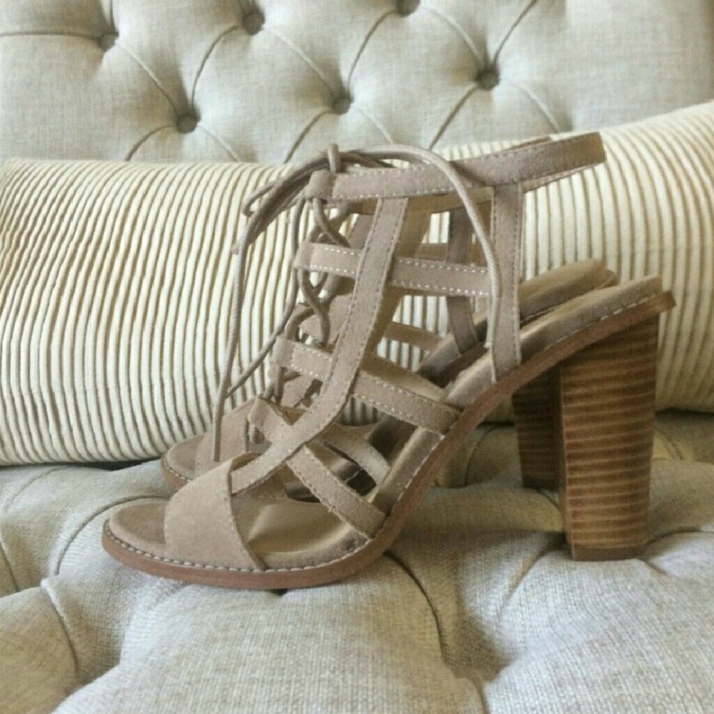 NEW Nordstrom Nude Caged Sandal Heels