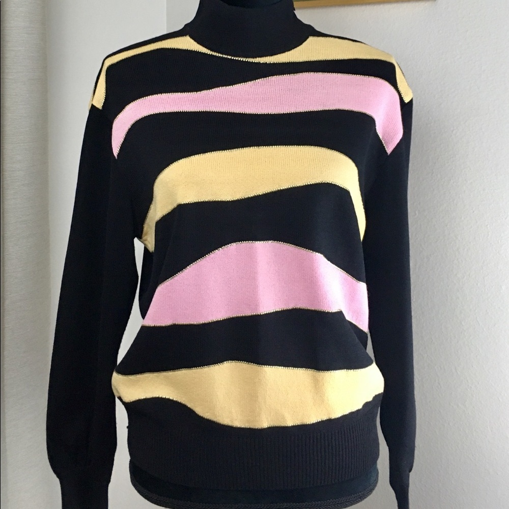 St John Mock Neck Sweater Size Small EUC